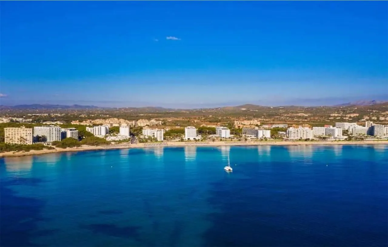 Awesome Apartment In Cala Bona With Kitchen